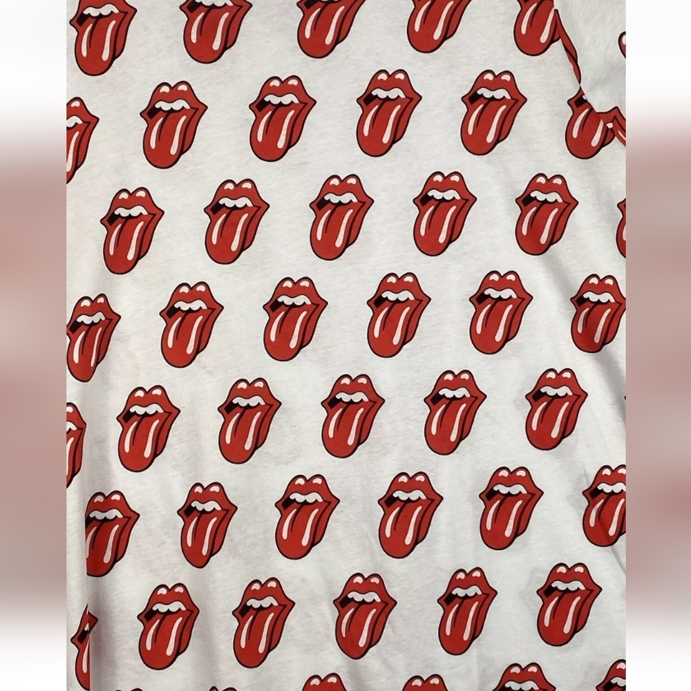 Torrid White Tee with Red Graphic Print Classic Fit Sz L/12/0 NWT - Picture 5 of 6